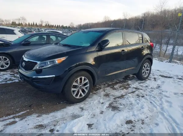 KNDPB3AC6G7844175 2016 KIA SPORTAGE - Image 2