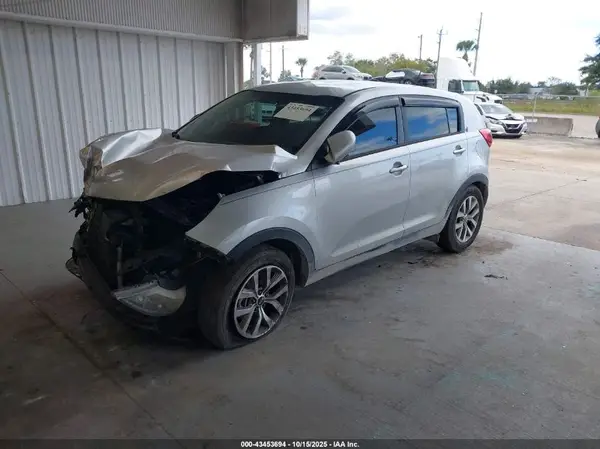 KNDPB3AC6G7845875 2016 KIA SPORTAGE - Image 2