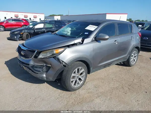 KNDPB3AC6G7849831 2016 KIA SPORTAGE - Image 2