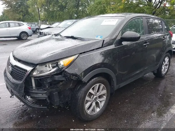 KNDPB3AC6G7854298 2016 KIA SPORTAGE - Image 2