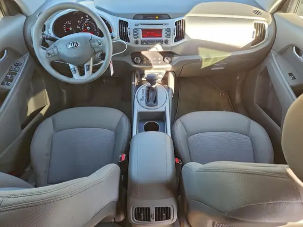 KNDPB3AC6G7869500 2016 KIA SPORTAGE - Image 8
