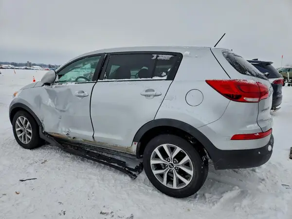 KNDPB3AC6G7880206 2016 KIA SPORTAGE - Image 2