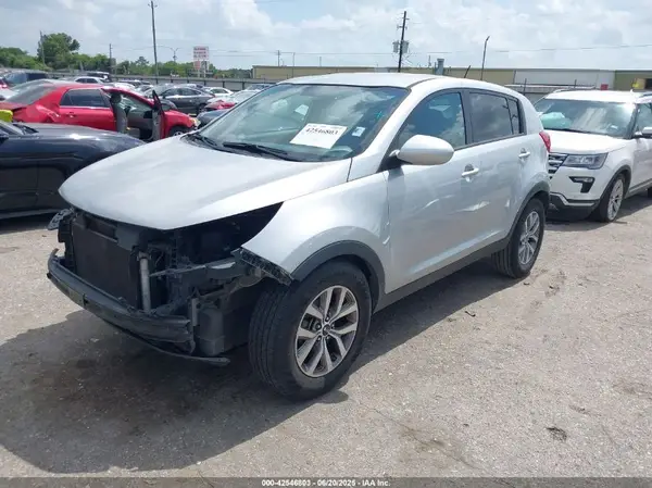 KNDPB3AC6G7880349 2016 KIA SPORTAGE - Image 2
