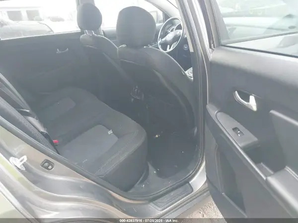 KNDPB3AC7G7795486 2016 KIA SPORTAGE - Image 8