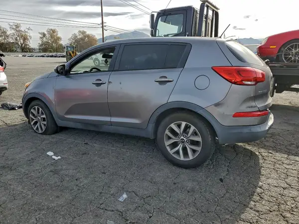 KNDPB3AC7G7795987 2016 KIA SPORTAGE - Image 2