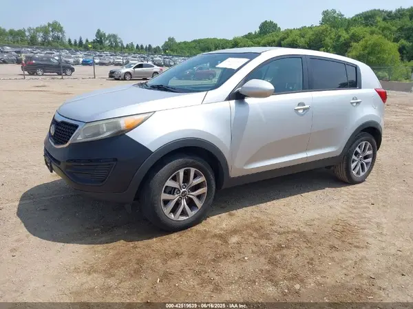 KNDPB3AC7G7796461 2016 KIA SPORTAGE - Image 2