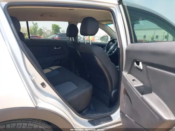 KNDPB3AC7G7796461 2016 KIA SPORTAGE - Image 8