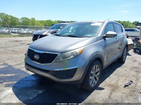 KNDPB3AC7G7800332 2016 KIA SPORTAGE - Image 2