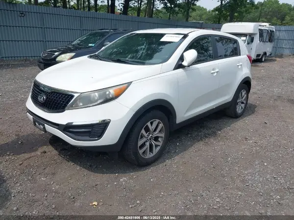 KNDPB3AC7G7804879 2016 KIA SPORTAGE - Image 2