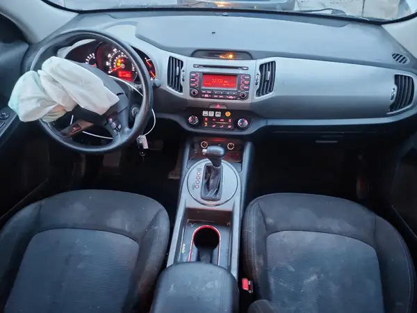 KNDPB3AC7G7810536 2016 KIA SPORTAGE - Image 8