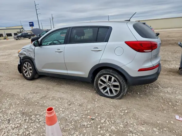KNDPB3AC7G7813596 2016 KIA SPORTAGE - Image 2