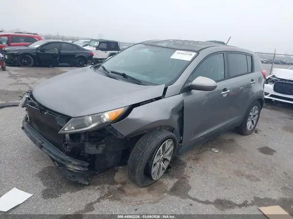 KNDPB3AC7G7819673 2016 KIA SPORTAGE - Image 2