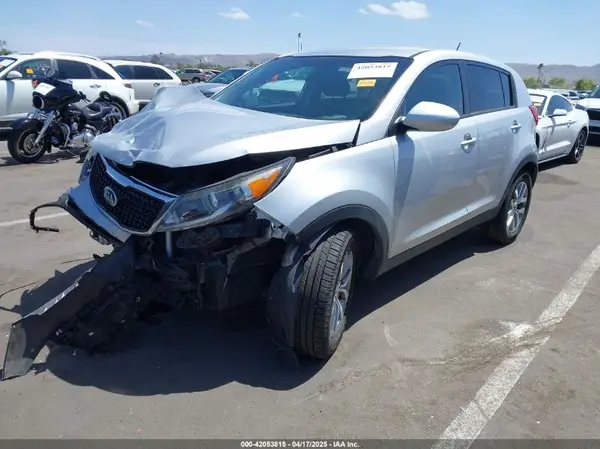 KNDPB3AC7G7836697 2016 KIA SPORTAGE - Image 2