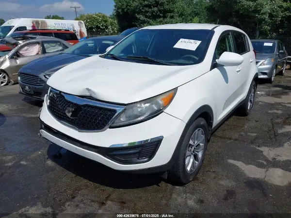 KNDPB3AC7G7849949 2016 KIA SPORTAGE - Image 2