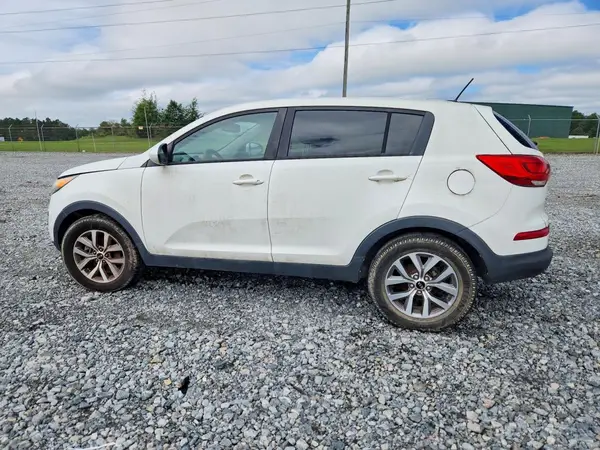 KNDPB3AC7G7857632 2016 KIA SPORTAGE - Image 2