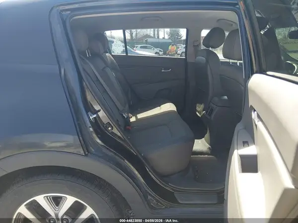 KNDPB3AC7G7858537 2016 KIA SPORTAGE - Image 8