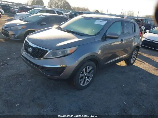 KNDPB3AC7G7858568 2016 KIA SPORTAGE - Image 2