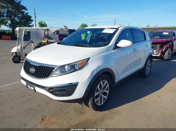 KNDPB3AC7G7879159 2016 KIA SPORTAGE - Image 2