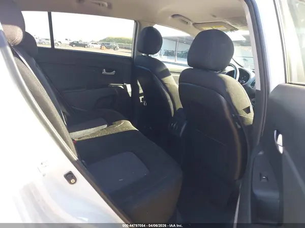 KNDPB3AC7G7879159 2016 KIA SPORTAGE - Image 8