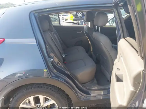 KNDPB3AC8G7799028 2016 KIA SPORTAGE - Image 8