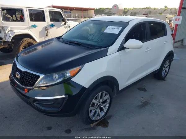 KNDPB3AC8G7819990 2016 KIA SPORTAGE - Image 2