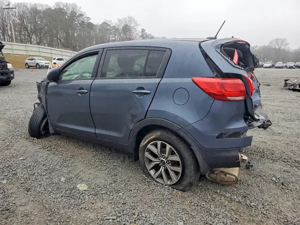 KNDPB3AC8G7821528 2016 KIA SPORTAGE - Image 2