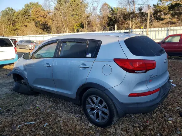 KNDPB3AC8G7823599 2016 KIA SPORTAGE - Image 2