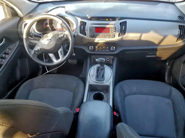 KNDPB3AC8G7823599 2016 KIA SPORTAGE - Image 8
