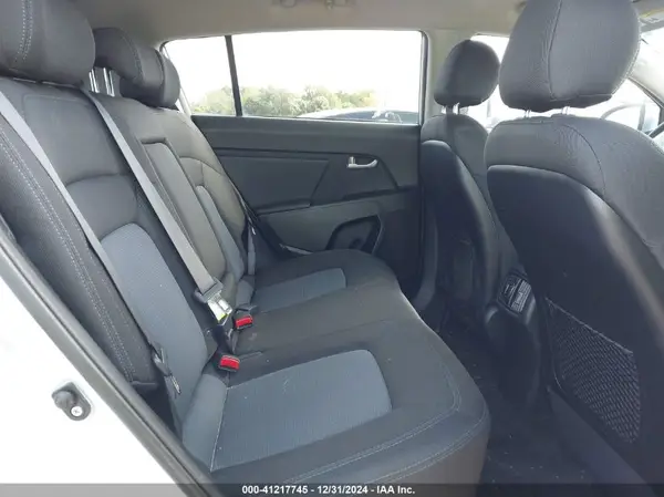 KNDPB3AC8G7823800 2016 KIA SPORTAGE - Image 8