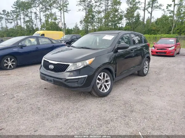 KNDPB3AC8G7833064 2016 KIA SPORTAGE - Image 2