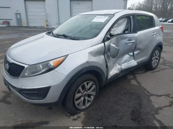 KNDPB3AC8G7837308 2016 KIA SPORTAGE - Image 2