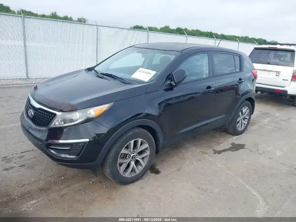 KNDPB3AC8G7849409 2016 KIA SPORTAGE - Image 2