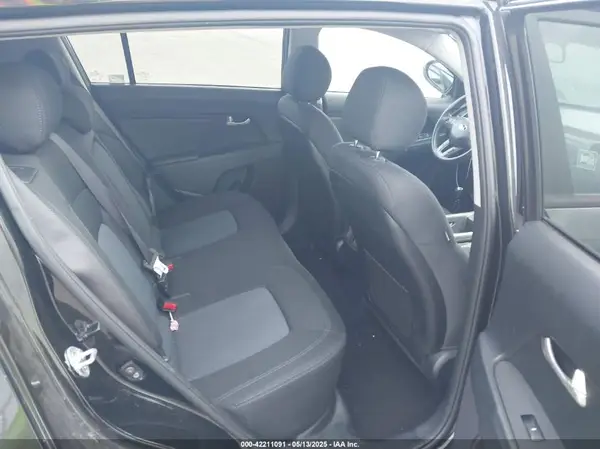 KNDPB3AC8G7849409 2016 KIA SPORTAGE - Image 8