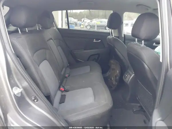 KNDPB3AC8G7849894 2016 KIA SPORTAGE - Image 8