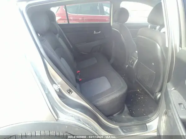 KNDPB3AC8G7852181 2016 KIA SPORTAGE - Image 8