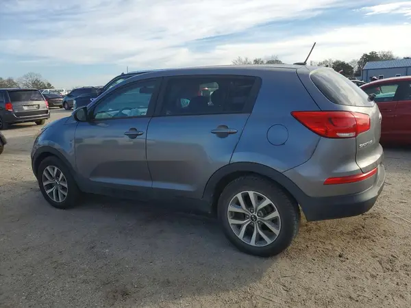 KNDPB3AC8G7856568 2016 KIA SPORTAGE - Image 2