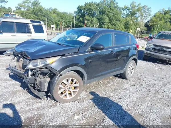 KNDPB3AC8G7857087 2016 KIA SPORTAGE - Image 2