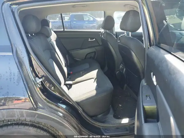 KNDPB3AC8G7857087 2016 KIA SPORTAGE - Image 8