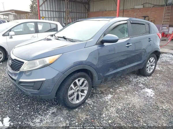 KNDPB3AC8G7857977 2016 KIA SPORTAGE - Image 2