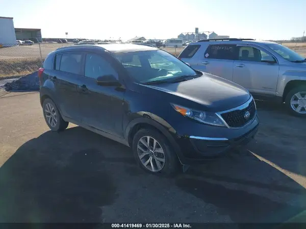 KNDPB3AC8G7858529 2016 KIA SPORTAGE - Image 1