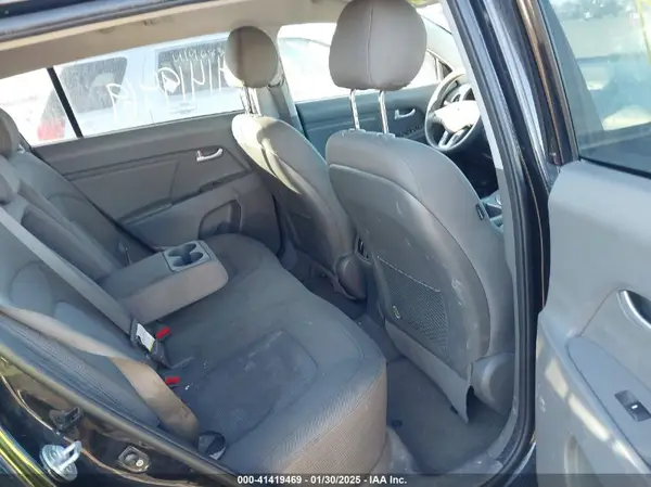 KNDPB3AC8G7858529 2016 KIA SPORTAGE - Image 8