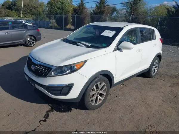 KNDPB3AC8G7863620 2016 KIA SPORTAGE - Image 2