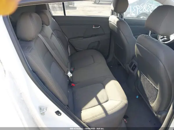 KNDPB3AC8G7863620 2016 KIA SPORTAGE - Image 8