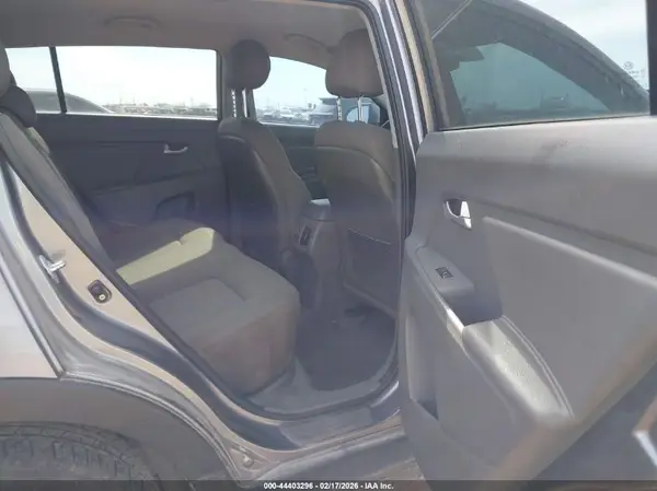 KNDPB3AC8G7866985 2016 KIA SPORTAGE - Image 8