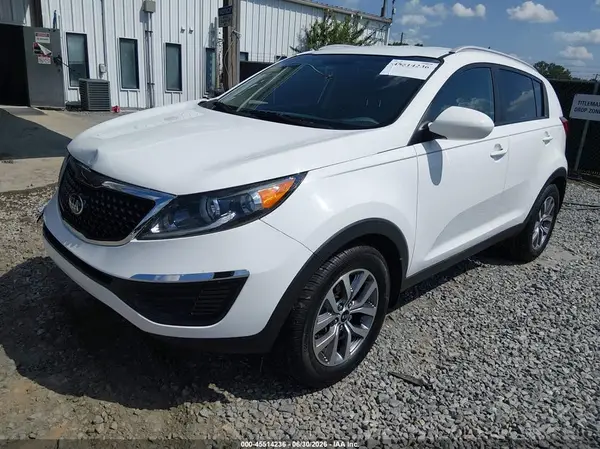 KNDPB3AC8G7871197 2016 KIA SPORTAGE - Image 2