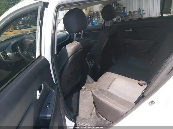 KNDPB3AC8G7871197 2016 KIA SPORTAGE - Image 8