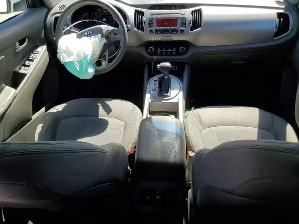 KNDPB3AC8G7872639 2016 KIA SPORTAGE - Image 8