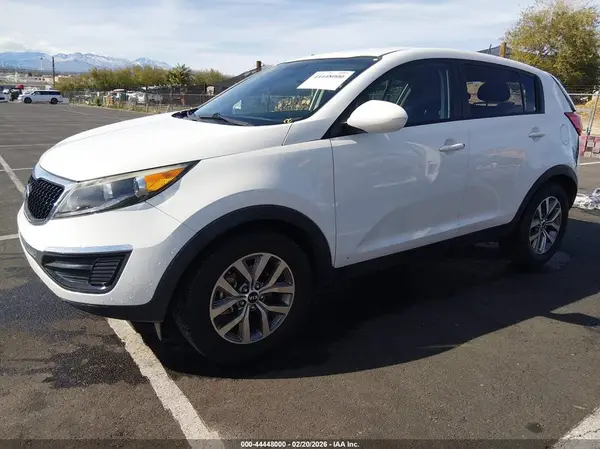 KNDPB3AC8G7873144 2016 KIA SPORTAGE - Image 2