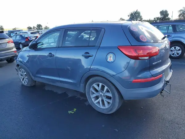 KNDPB3AC9G7796686 2016 KIA SPORTAGE - Image 2
