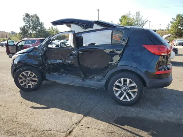 KNDPB3AC9G7807072 2016 KIA SPORTAGE - Image 2